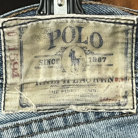 Vintage Polo by Ralph Lauren Relaxed Blue Jeans with Distressed Vintage Wash - Picture 5 of 7